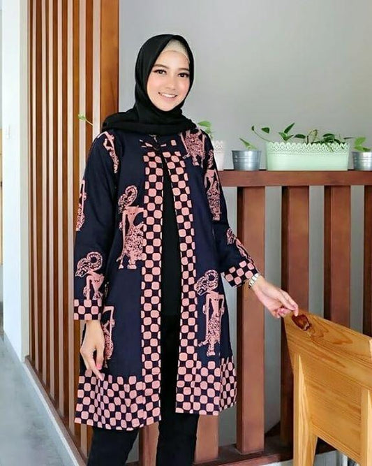 4 Ide Outfit Seragam untuk Umroh